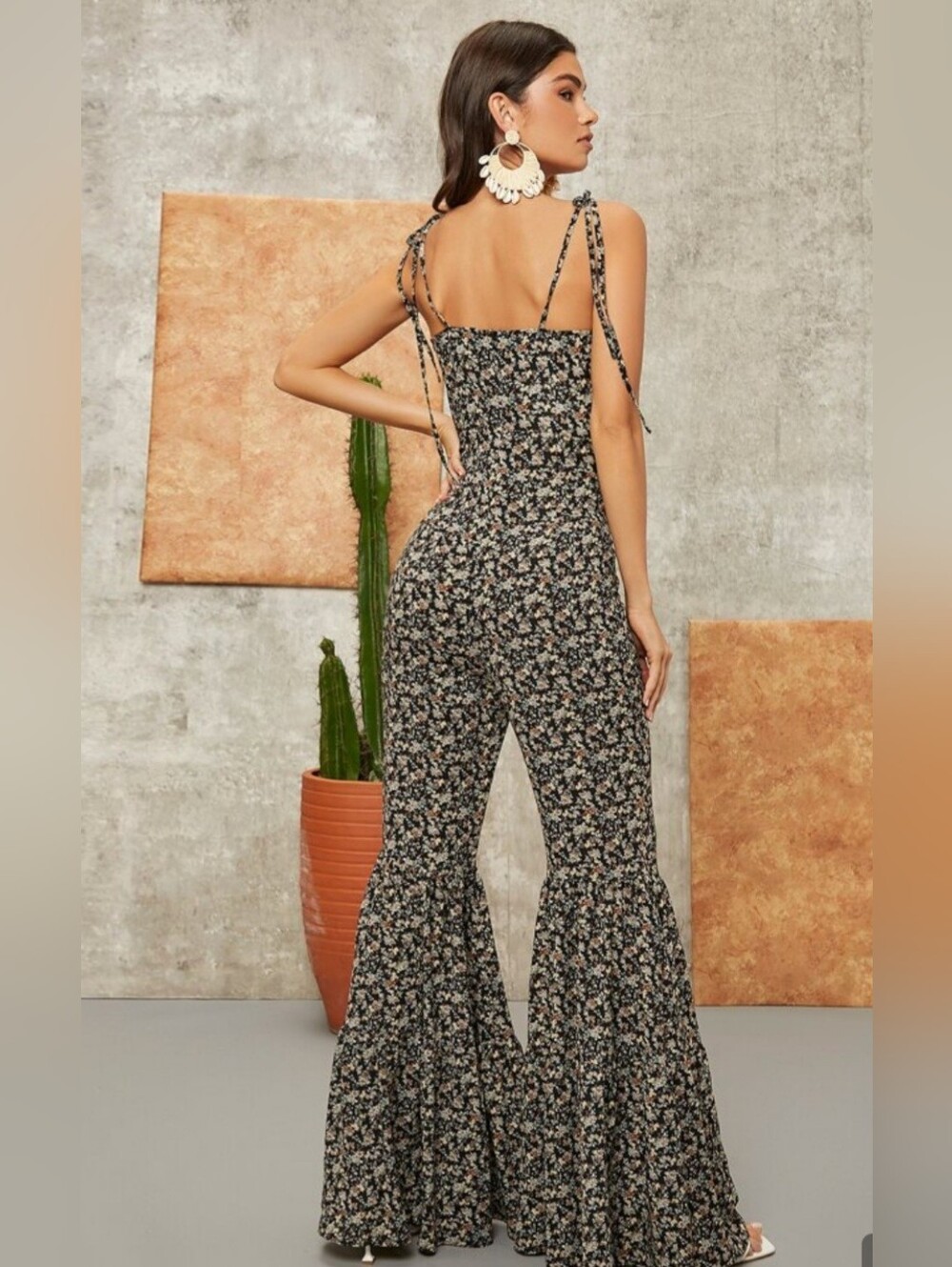 SHEIN Black Floral Smocked Flare Jumpsuit - Picture 3 of 6